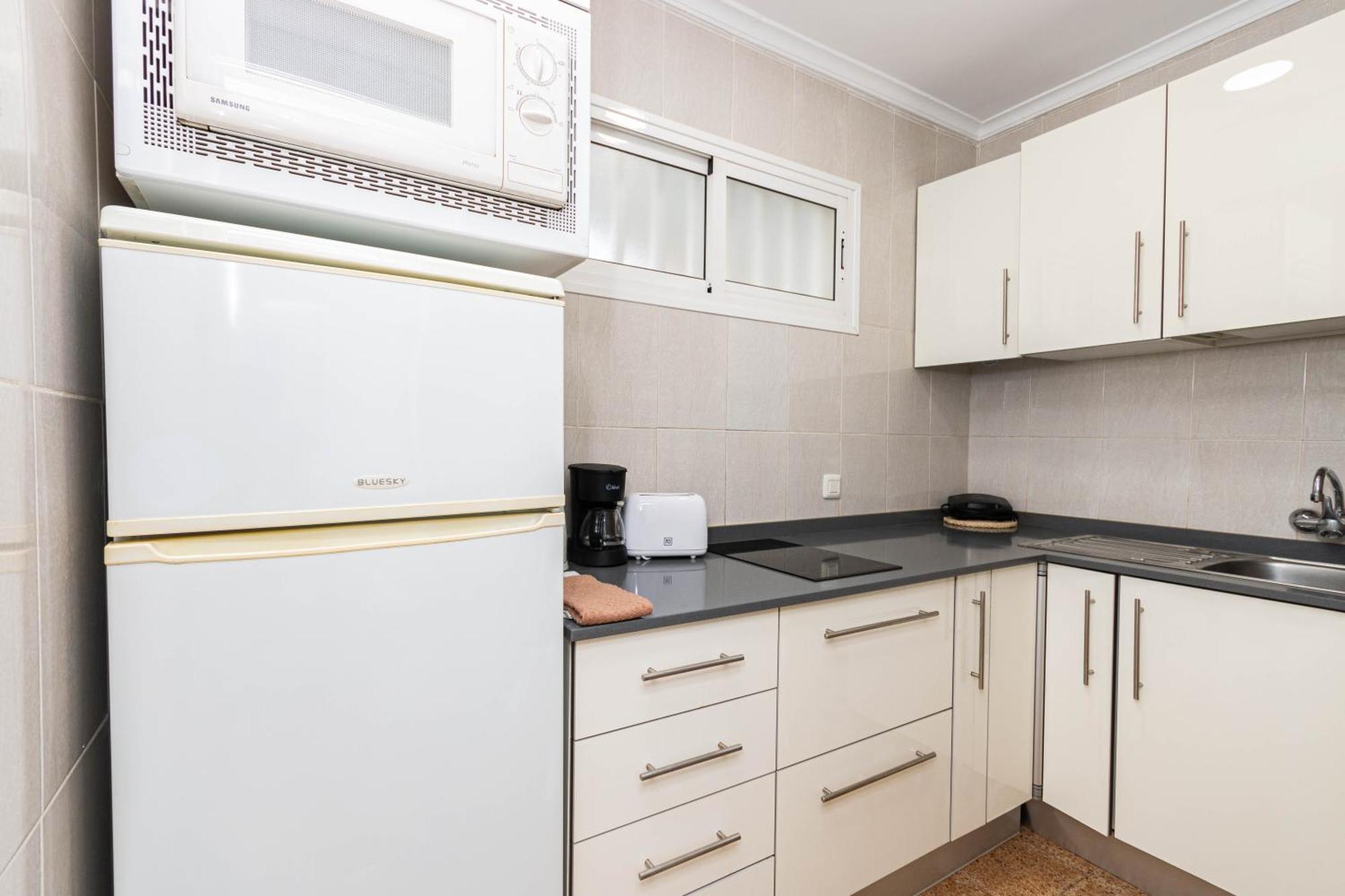 Serenity Yumbo - Europa Appartment 2Min Yumbo - 5Min From Beach - Wifi Free - Air Conditioner - Private Services - Free Welcome Book - Cohote Conserjeria Gran Canaria 플라야 델 잉글스 외부 사진